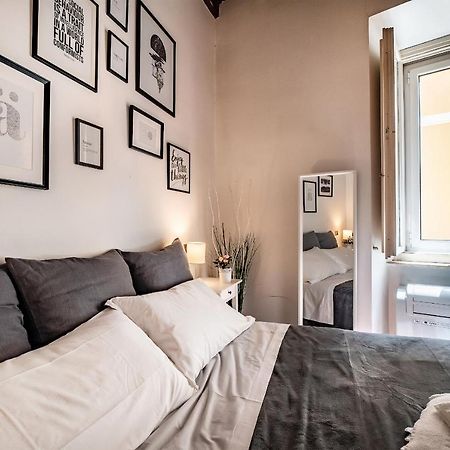 Appartamento Via Dei Baullari Рим Екстер'єр фото