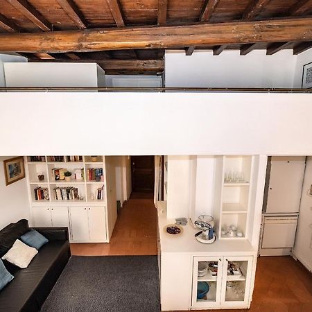 Appartamento Via Dei Baullari Рим Екстер'єр фото
